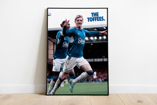 Gordon & Lewin Everton Poster Print